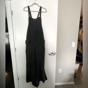 NWOT Free People faded black jumper